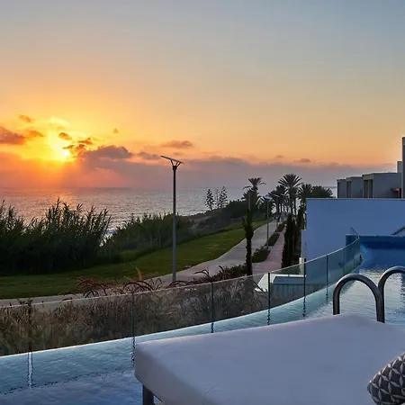 Mare Paphos Курортний комплекс Кіссонерга