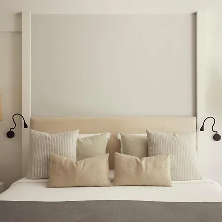 Курортний комплекс Mare Paphos 5*